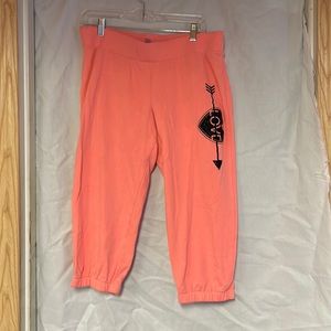 No Boundaries Capri sweatpants.  Size:11/13